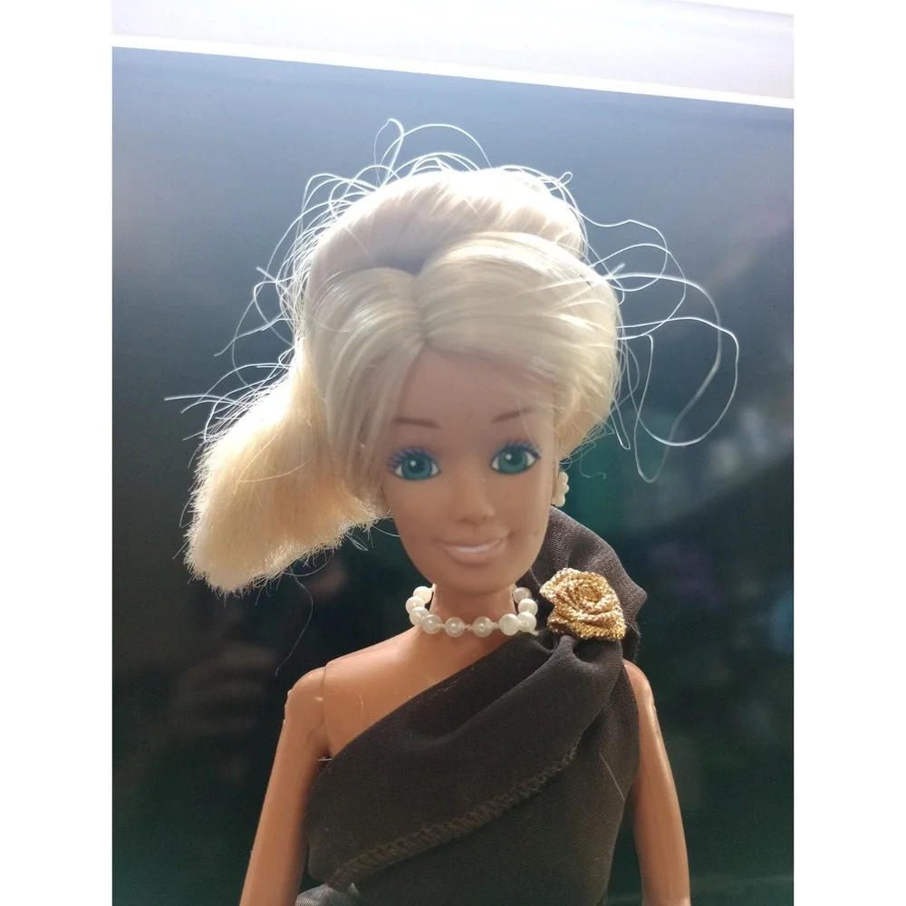 Vintage 1990s Mattel Barbie Doll Blonde‎ Updo Brown Evening Gown Pearl Jewelry